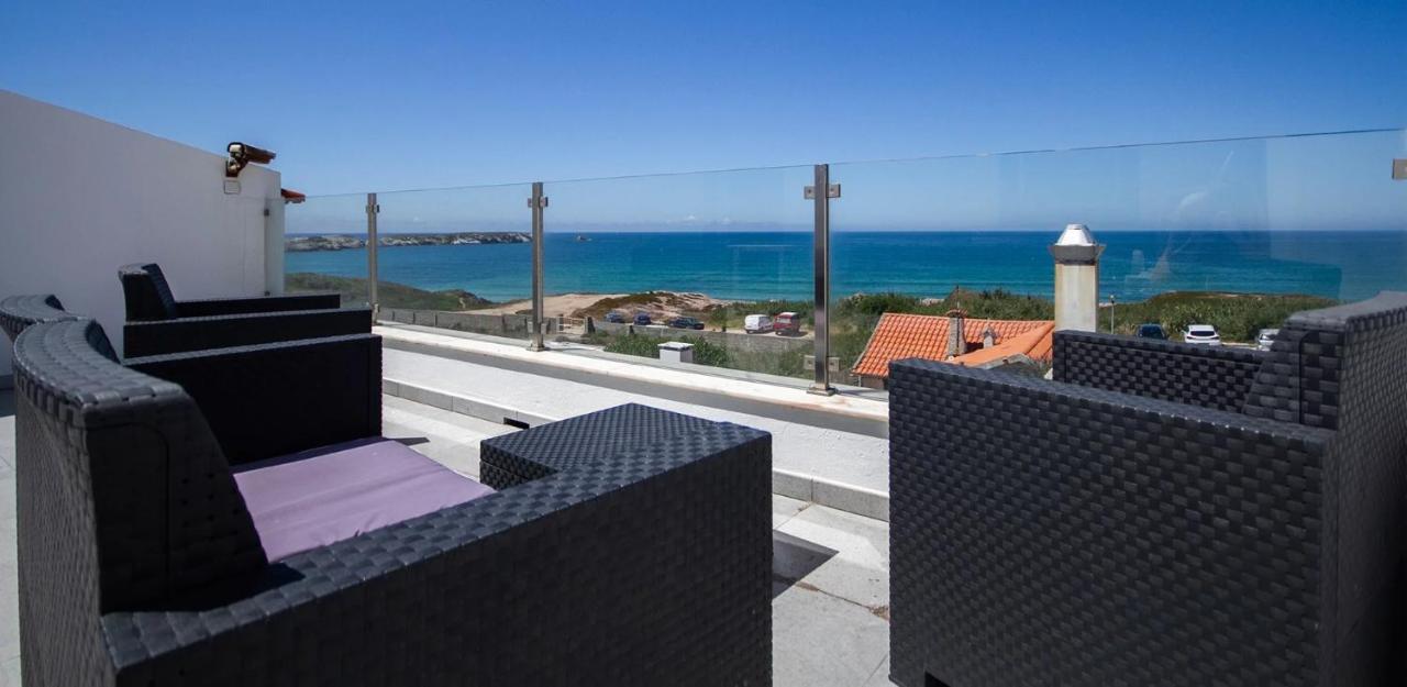 Peniche Surfcamp cowork&surf Vandrehjem Baleal Eksteriør billede