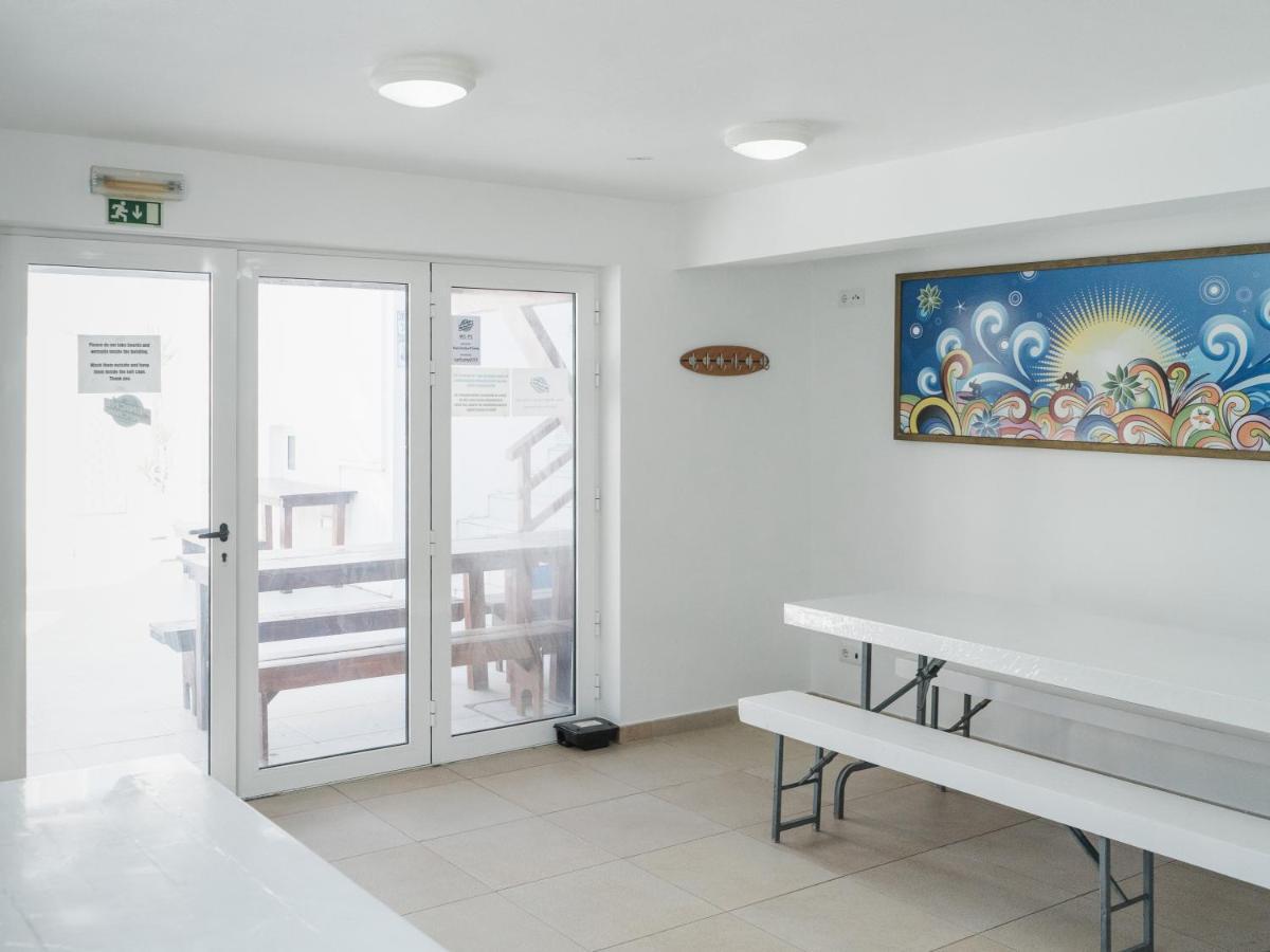 Peniche Surfcamp cowork&surf Vandrehjem Baleal Eksteriør billede