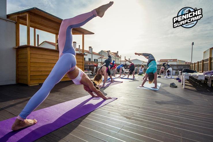 Peniche Surfcamp cowork&surf Vandrehjem Baleal Eksteriør billede